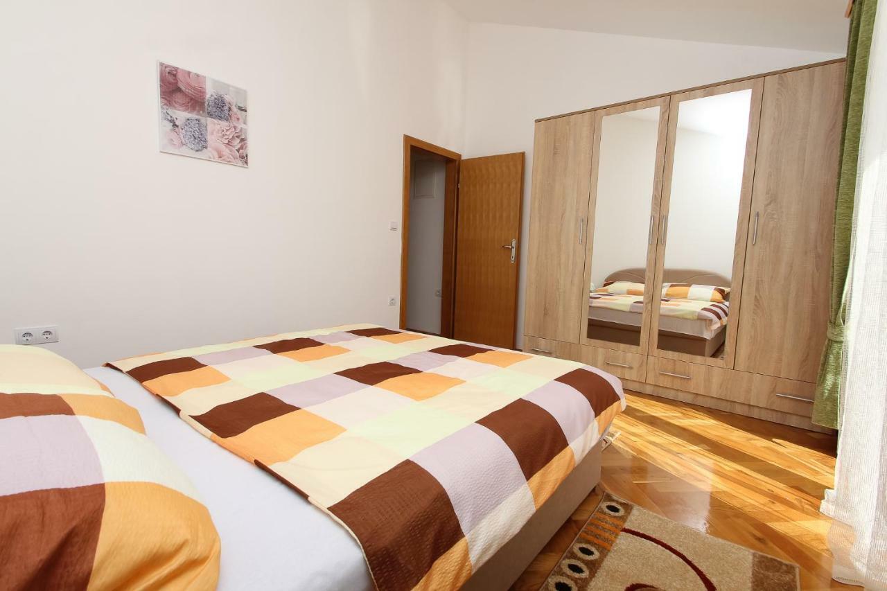 Apartmani Pranjic Kaštela Eksteriør bilde